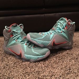 Nike Lebron 12 Sneakers